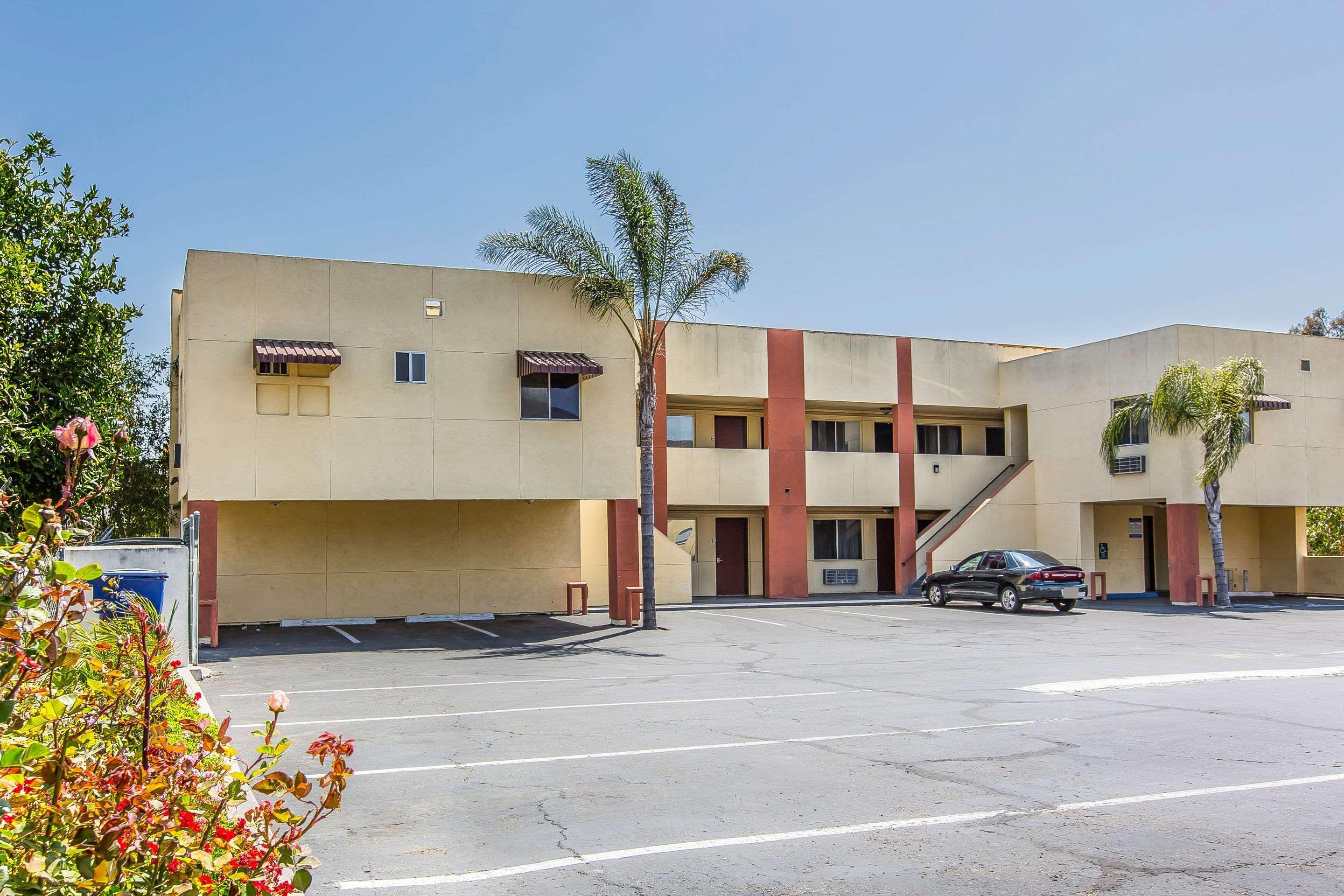 Rodeway Inn Ventura Exterior photo